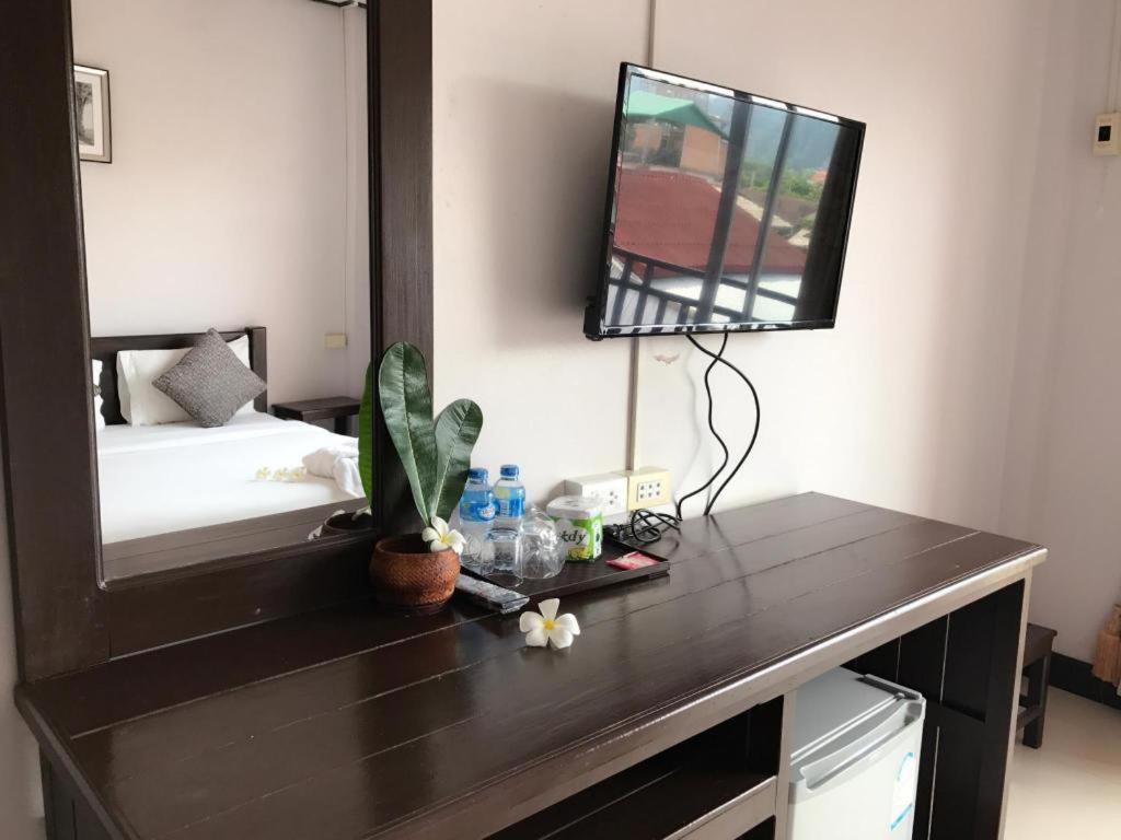 Phou Ang Kham 2 Hotel Ванг-Виенг Экстерьер фото