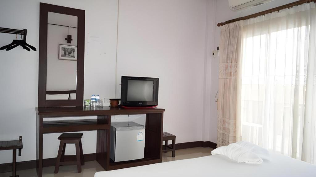Phou Ang Kham 2 Hotel Ванг-Виенг Экстерьер фото