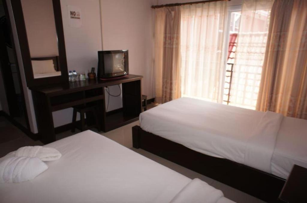 Phou Ang Kham 2 Hotel Ванг-Виенг Экстерьер фото
